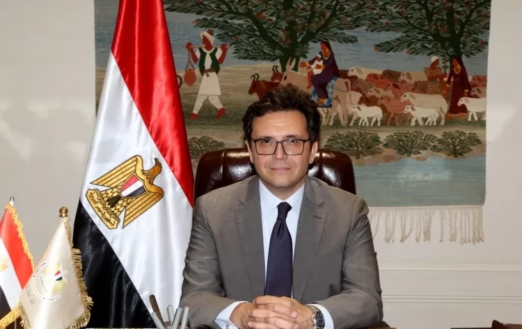 Sisi prioritises building national personality, protecting identity - min. 1 - Egyptian Gazette
