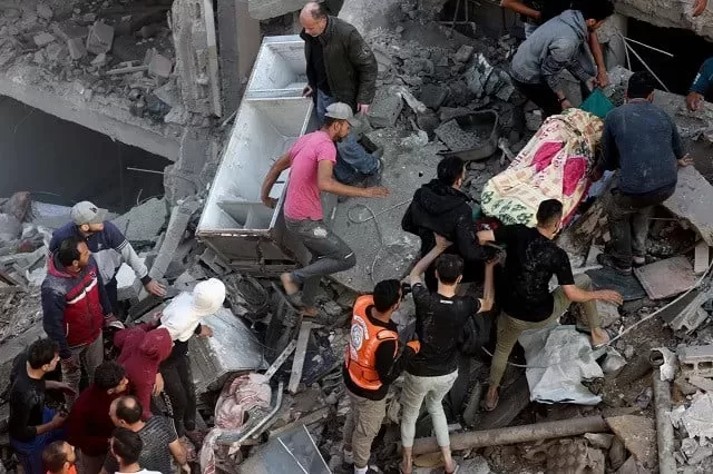 Dozens of civilians killed, others injured in Israeli airstrikes on Gaza 1 - Egyptian Gazette