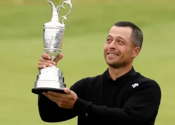 Schauffele grabs British Open