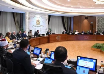 PM: Gov’t to work with ministerial economic group to boost investments, cut inflation