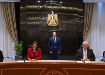 PM witnesses signing ceremony of agreement to establish 4 new models of int’l universities