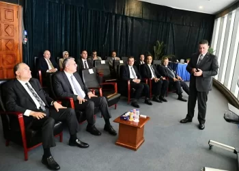 Petroleum min. follows up on regular flow of natural gas supplies to national grid