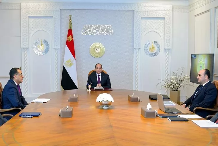 Sisi directs offering necessary facilities to lure investments to SCZone 1 - Egyptian Gazette