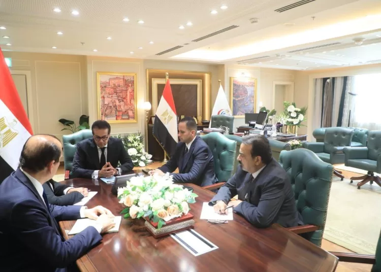 Health minister confers with deputies to outline plans of action 2 - Egyptian Gazette Health minister confers with deputies to outline plans of action 1 - Egyptian Gazette