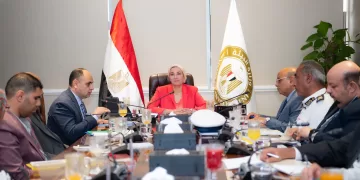 Environment minister: Environment supports rather than hinders industry