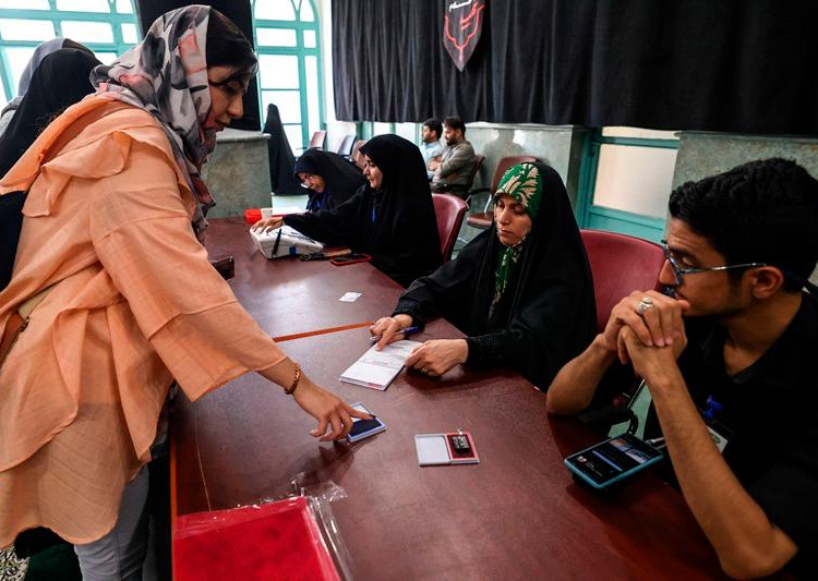 Polls open in Iran’s presidential election runoff 1 - Egyptian Gazette