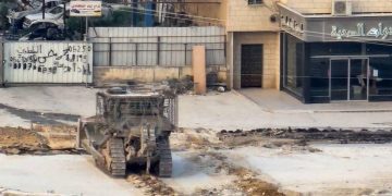 Israeli forces continue large-scale aggression on Nur Shams refugee camp