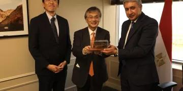 Egypt, Japan to boost cooperation in tourism, antiquities 