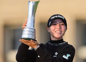 Ko snatches British Open