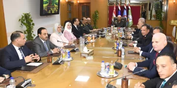 Defense minister meets members of House’s national security committee