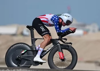 McNulty takes Vuelta lead