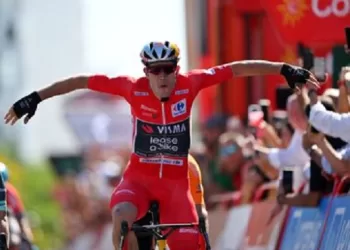 Van Aert wins Vuelta stage 7