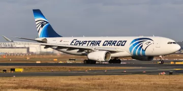 Egypt instructs airlines not to fly over Iran for 3 hours Wednesday, Thursday