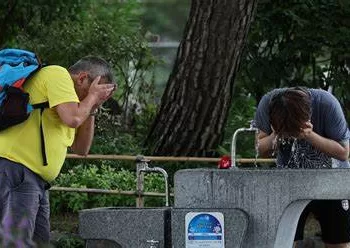 Cases of heat-related illnesses in South Korea near 2,300