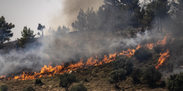 Hizbollah claims attacks on military positions in northern Israel