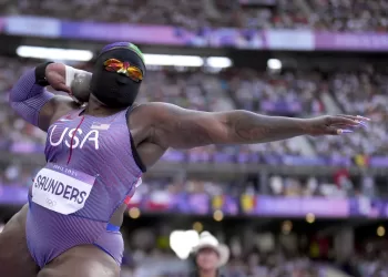 Raven Saunders, the masked shot putter who won silver in Tokyo, qualifies for final