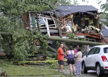 Tropical Storm Debby makes second landfall in South Carolina, heavy rain expected up the East Coast