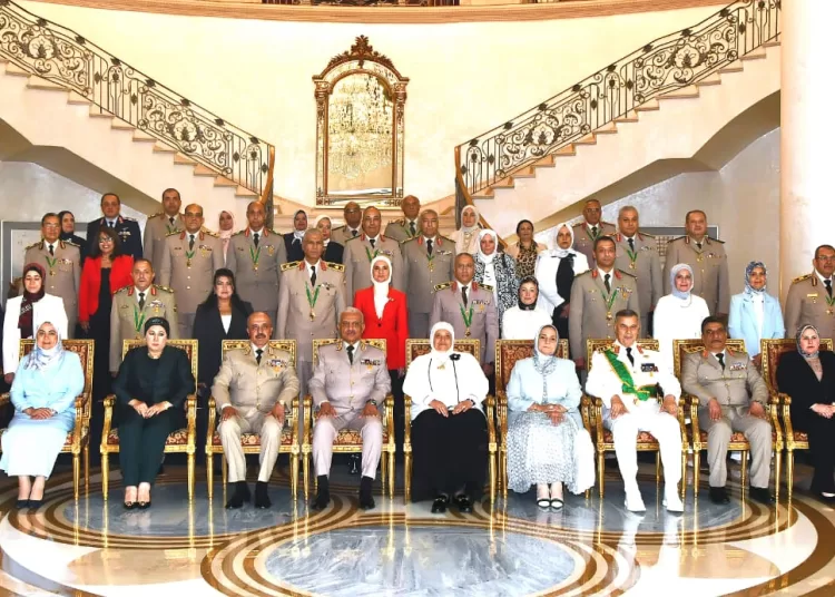Defense min. honors retired commanders of Armed Forces 2 - Egyptian Gazette Defense min. honors retired commanders of Armed Forces 1 - Egyptian Gazette