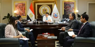 Health minister stresses importance of co-operation with S. Africa in pharmaceuticals 1 - Egyptian Gazette Health minister stresses importance of co-operation with S. Africa in pharmaceuticals