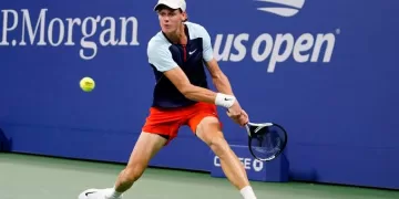 Sinner battles past Paul into US Open quarter-finals