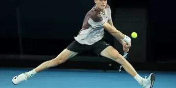 Taylor Fritz, Jannik Sinner battle through to US Open final