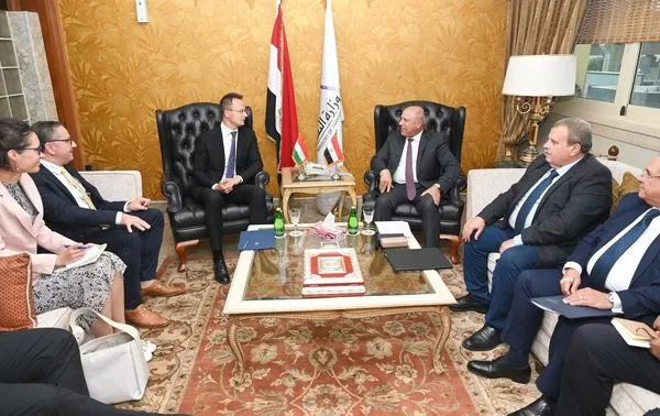 Industry minister: Egypt always seeks to up joint co-operation with Hungary on all fronts 2 - Egyptian Gazette Industry minister: Egypt always seeks to up joint co-operation with Hungary on all fronts 1 - Egyptian Gazette