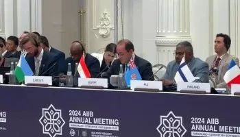 Finance min. urges mobilizing private finance in developing nations