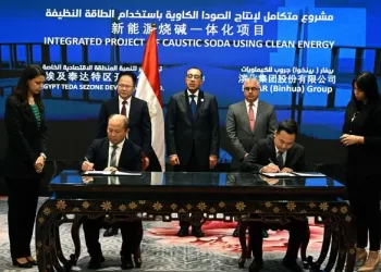PM witnesses signing of deals for new projects on sidelines of FOCAC