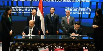 PM witnesses signing of deals for new projects on sidelines of FOCAC