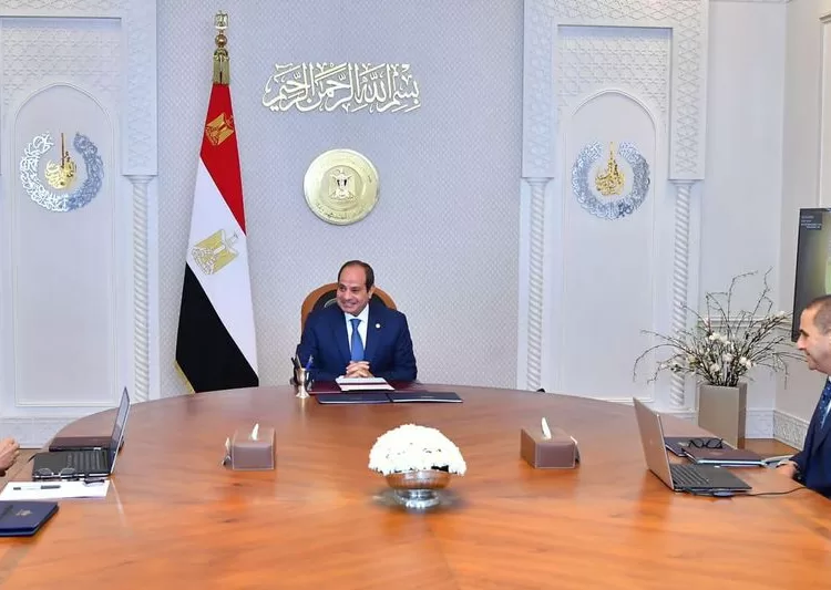 President follows up on Suez Canal navigation amidst Red Sea tensions 2 - Egyptian Gazette President follows up on Suez Canal navigation amidst Red Sea tensions 1 - Egyptian Gazette