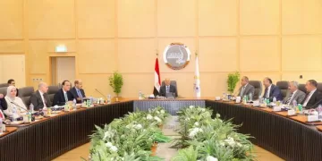 Transport minister orders action to upgrade SuperJet Egypt