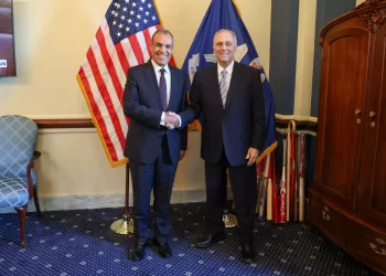 FM wraps up 1st day of his visit to Washington by holding series of meetings with US Congressmen