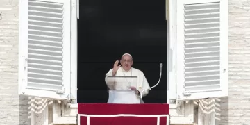 Pope cancels his audiences due to slight illness days before a new trip 1 - Egyptian Gazette Pope cancels his audiences due to slight illness days before a new trip