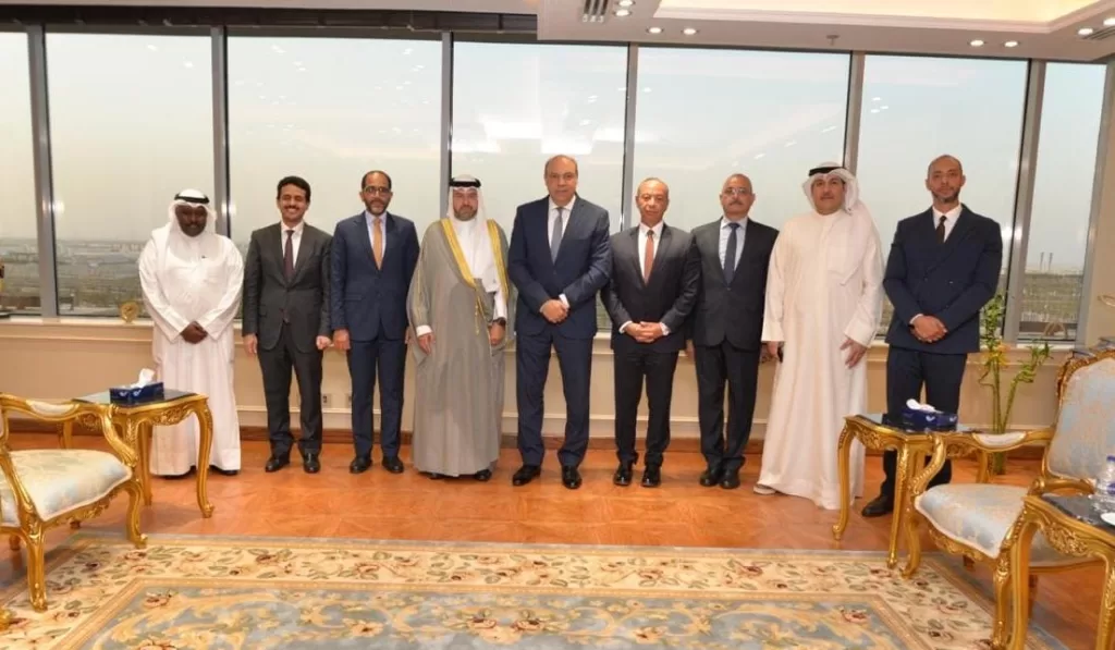 Egypt, Kuwait sign MoU to enhance civil aviation cooperation 4 - Egyptian Gazette Egypt, Kuwait sign MoU to enhance civil aviation cooperation 3 - Egyptian Gazette