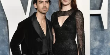 Joe Jonas, Sophie Turner declared divorced, single 1 - Egyptian Gazette Joe Jonas, Sophie Turner declared divorced, single