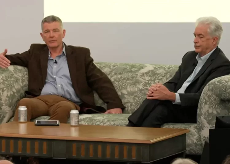 CIA affirms keenness on continuing work with Egypt to end Gaza crisis 1 - Egyptian Gazette Britain's MI6 chief Richard Moore, left, and Bill Burns of the CIA make an unprecedented joint public appearance at Kenwood House in London