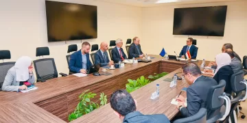 Investment min., head of EU delegation in Egypt discuss promoting economic relations