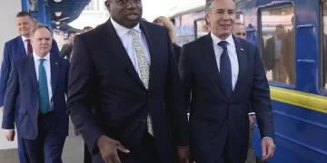 US and UK pledge almost $1.5 billion to help Ukraine during diplomats’ visit to Kyiv