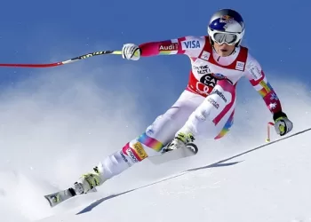 Vonn drops hint about comeback