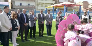 PM tours Egyptian Japanese School in Suez