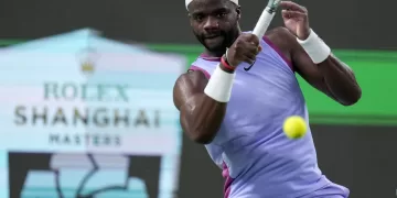 Frances Tiafoe yells a string of curses at a Shanghai Masters chair umpire after a loss 1 - Egyptian Gazette Frances Tiafoe yells a string of curses at a Shanghai Masters chair umpire after a loss