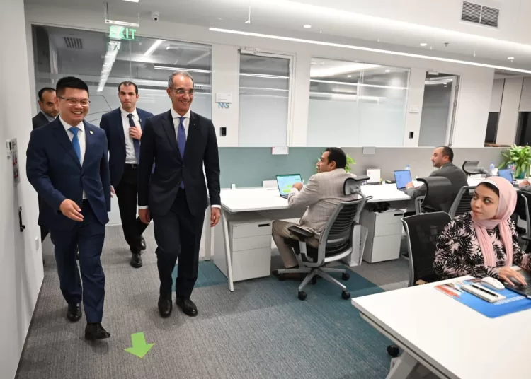 MCIT inaugurates Huawei’s new Cairo office 2 - Egyptian Gazette MCIT inaugurates Huawei’s new Cairo office 1 - Egyptian Gazette