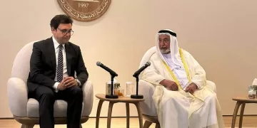 Culture min. hands over Nile Award for Arab Innovators to Sharjah’s Sultan al Qasimi