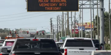 Time to evacuate is running out as Hurricane Milton closes in on Florida 1 - Egyptian Gazette Time to evacuate is running out as Hurricane Milton closes in on Florida