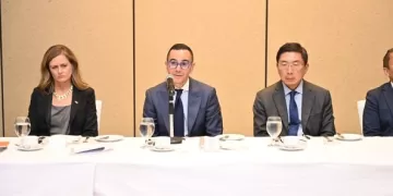 Egypt committed to offering overall support for local, foreign investments