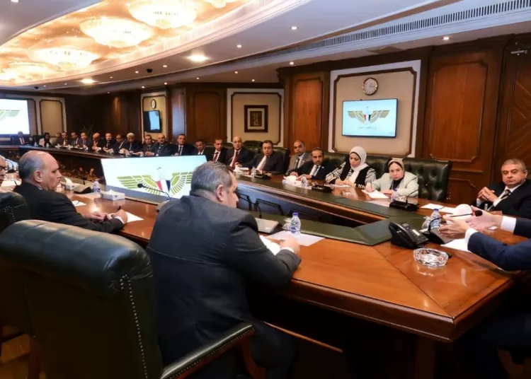 Civil aviation minister emphasises passenger satisfaction, operational preparedness 2 - Egyptian Gazette Civil aviation minister emphasises passenger satisfaction, operational preparedness 1 - Egyptian Gazette
