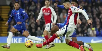 Chelsea and Arsenal draw in London derby