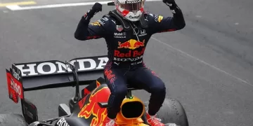 Verstappen hits back at critics