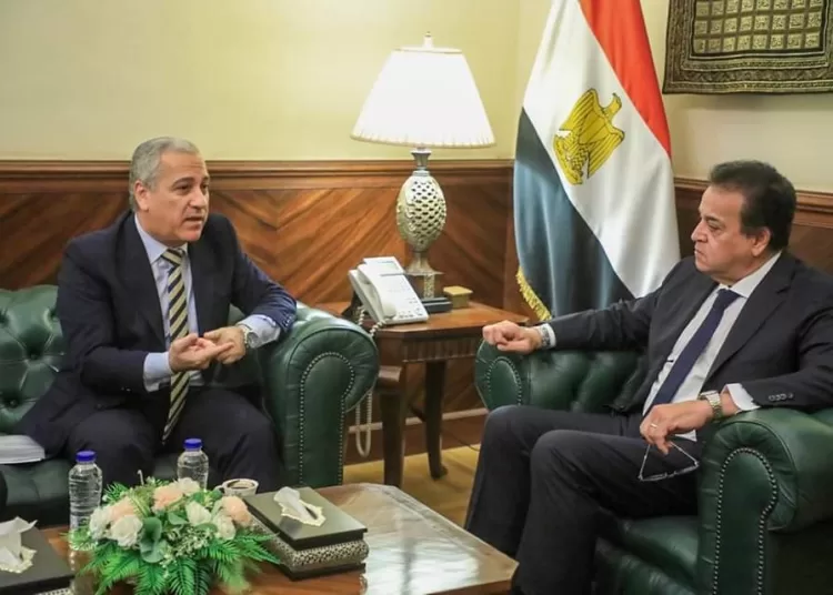 Health minister, head of NPA probe plans to offer high-quality medical care to journalists 1 - Egyptian Gazette