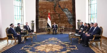 Sisi receives WEF president